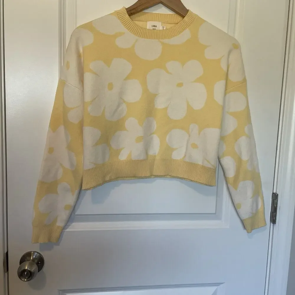 Luna Ivy Daisy Croquette Cottage Preppy Cozy Casual Cropped Sweater Sz S Yellow - Picture 4 of 14